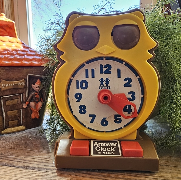 Tomy Other - Vintage Toy Tomy Answer Clock 1975